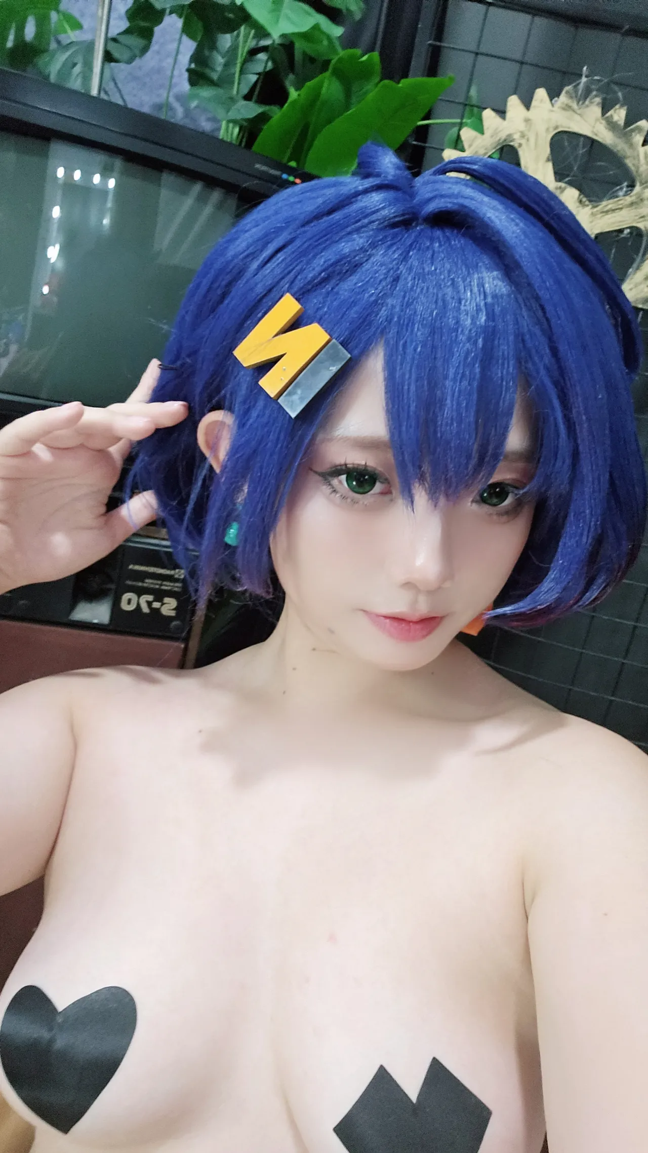 Messie Huang - Bella-erohere49.webp